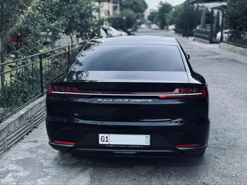 BYD Han 605 км сотилади ёки арендага берилади. — фото 1