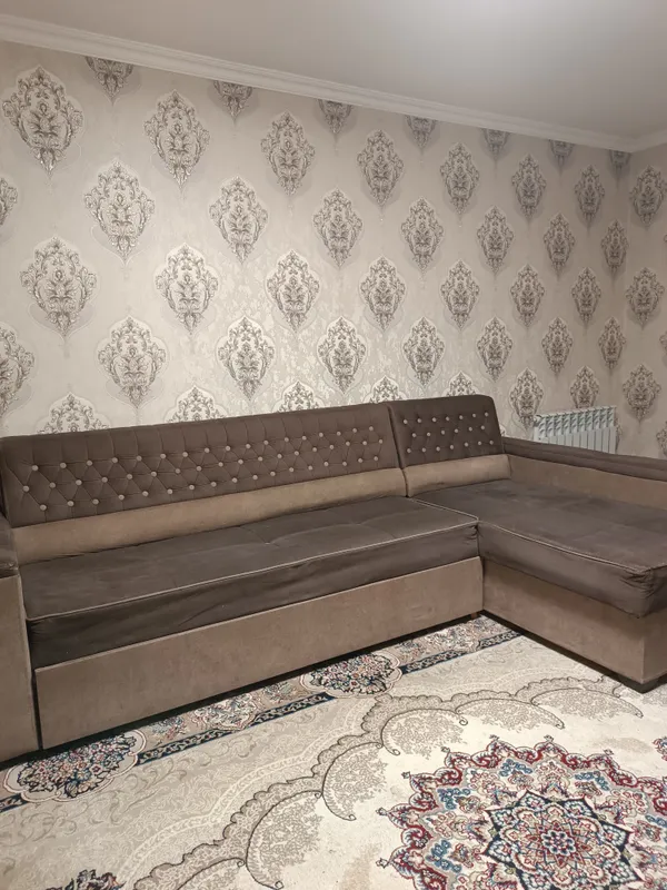 Mebel sotiladi xolati yaxshi narxi 800