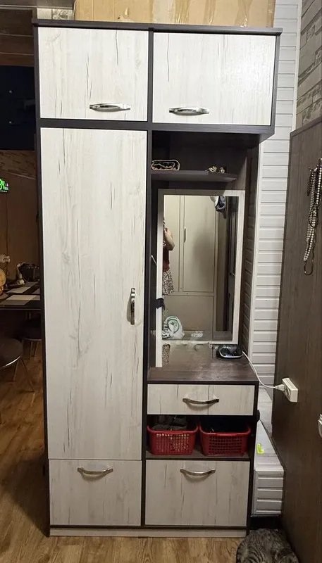 Шкаф в прихожую бу Шкаф в прихожую бу