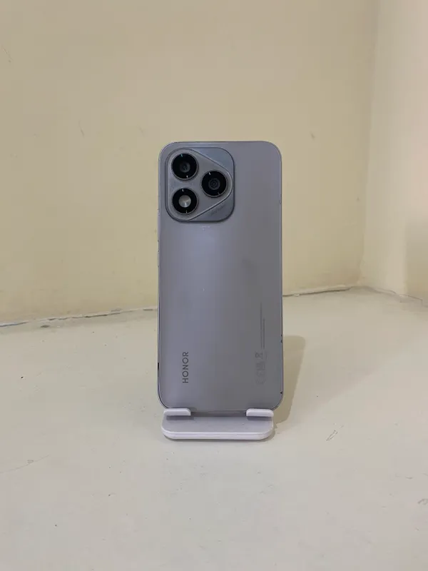 Honor 400 Lite (16/256) срочно продаётся 1