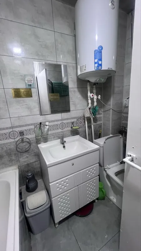 3- xonalik kvartira 4 xona qilingan Matalkada (ОБЛ газ) 8