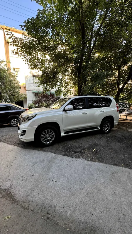 Toyota Land Cruiser Prado 150 5 Toyota Land Cruiser Prado 150 5