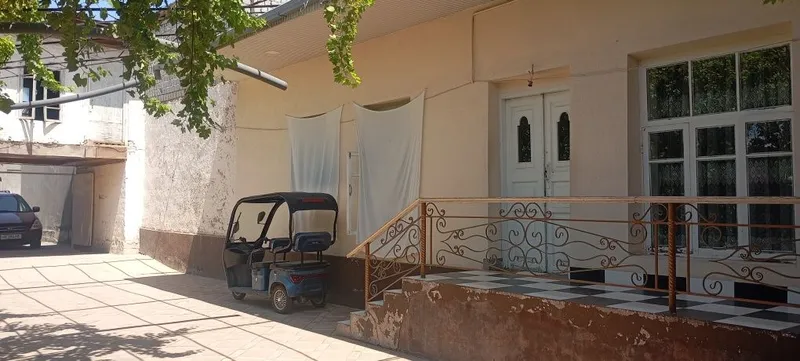 Eshonguzar raysentirda ikki hona ijaraga beriladi makler hizmati 2 Eshonguzar raysentirda ikki hona ijaraga beriladi makler hizmati 2