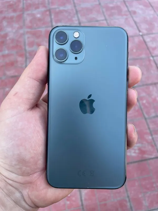 Iphone 11 pro yaxshi holatda — фото 1