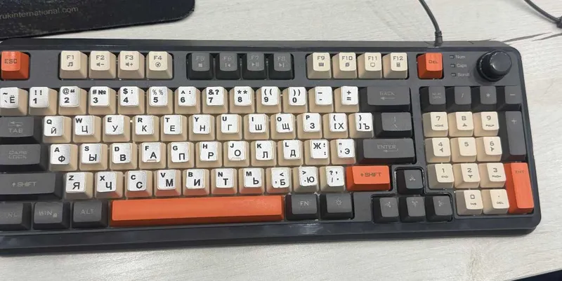 Клавиатура Xunfox K82 Xunfox K82 yoritgichli klaviatura yangi xolati 4