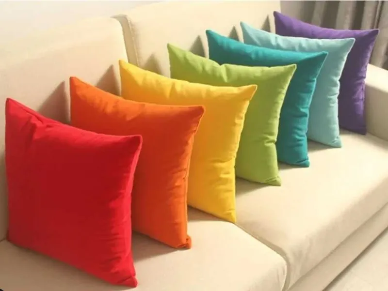 Разноцветные подушки 45х45 см. Turli xil rangli yostiqlar 45x45 sm. Разноцветные подушки 45х45 см. Turli xil rangli yostiqlar 45x45 sm.