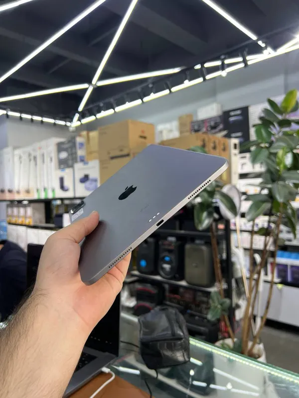 iPad Pro 11-inch 2020 2 iPad Pro 11-inch 2020 2