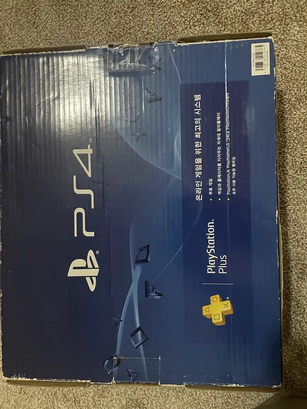 Sony Play Station 4