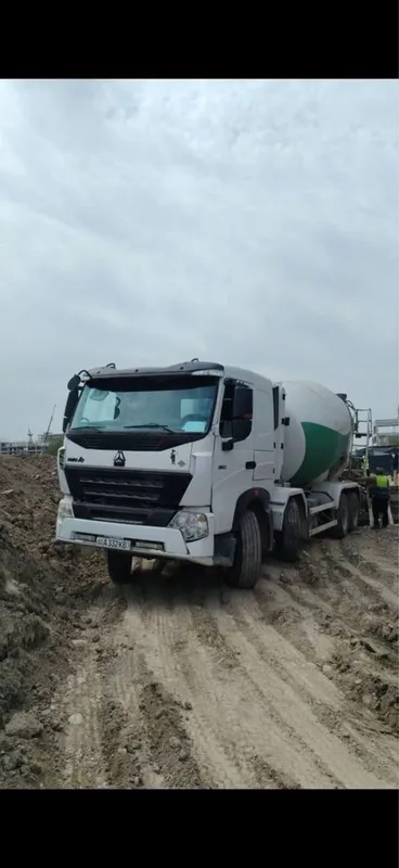 Howo A7 12 kubalik Mikser Sotiladi Zavatskoy Gaz — фото 2