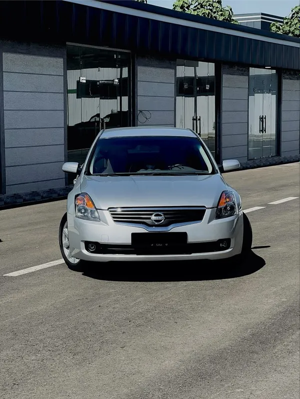 Nissan Altima Srochna sotiladi Metan gaz Gen bor naxtka — фото 2
