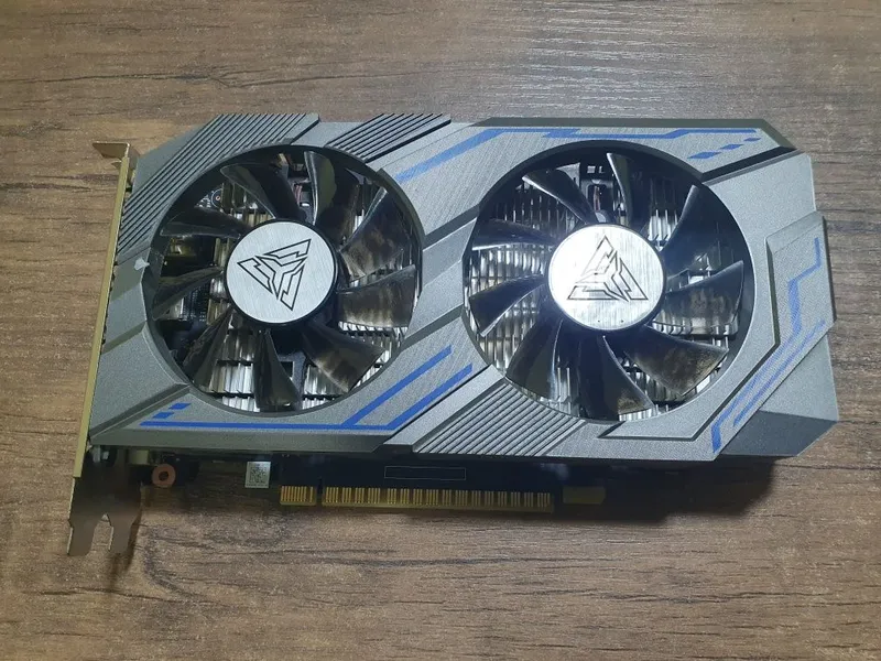 GTX 1660ti 6gb va GTX 1650 4GB 3