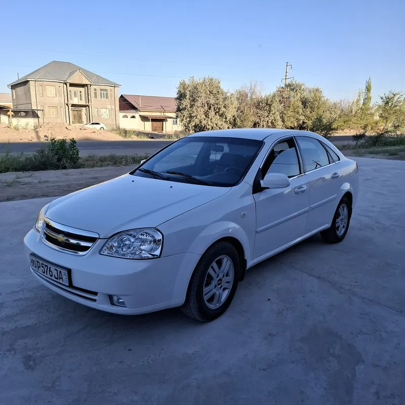 Lacetti 1.8 2011