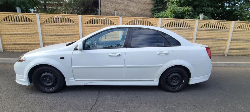 Gentra 2022 Mexanika – 2-pozitsiya – Oq – 79 500 km – Toza mashina 3