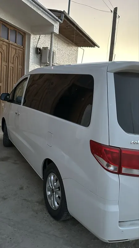 Jac M4 срочно продаётся в отличном состояние — фото 5