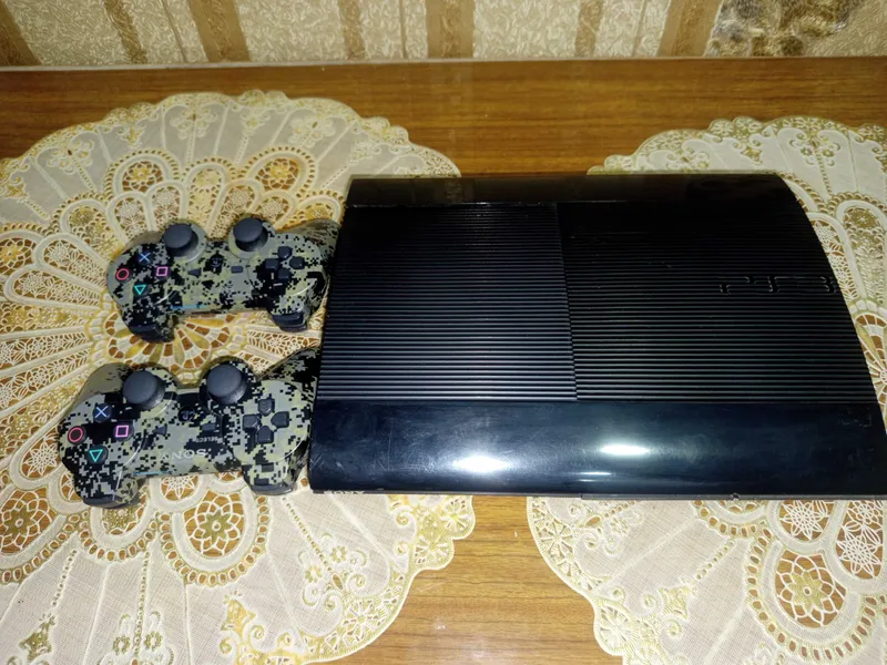 Play Station 3 super slim