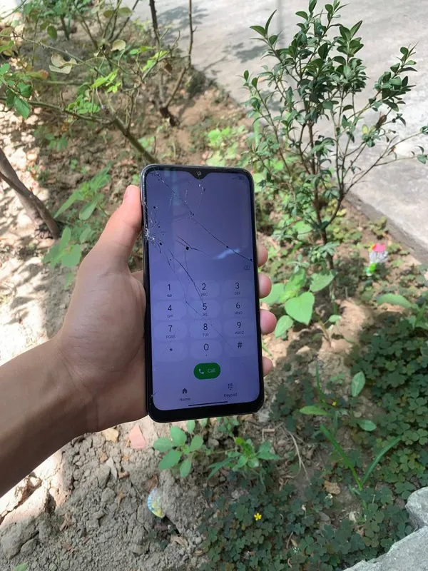Redmi 9 4/64 ishlashi zor shishani alishtirsa bold dog ketadi