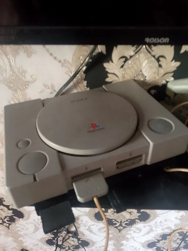 Playstation one made in japan 2