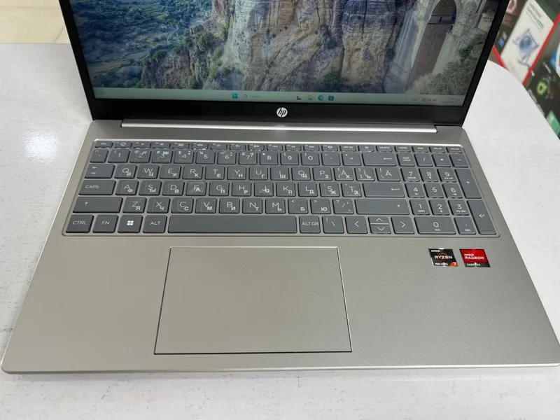 HP ryzen 7-7730U 8/512 SSD atiga 9kun ishlagani pashti yengide — фото 3