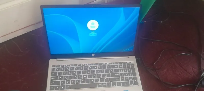 Noutbook 1 yil ishlatilingan Intel CORE i5 dell — фото 3