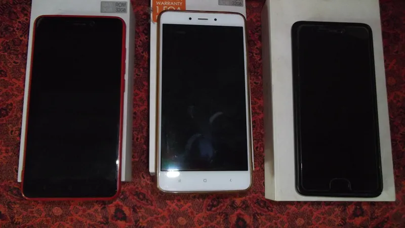 телефоны XIAOMI разные 1 телефоны XIAOMI разные 1