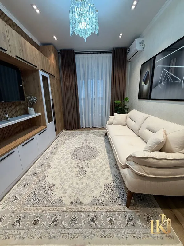 Продаётся 3-комнатная квартира в ЖК O'z Makon (Мирабадский район)