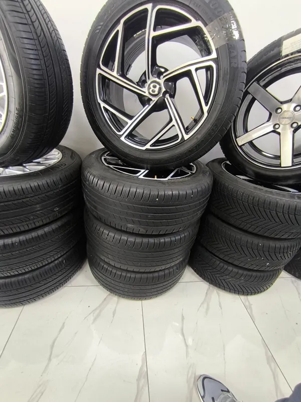 215,55,17 godyer 17 bentli saka db 3