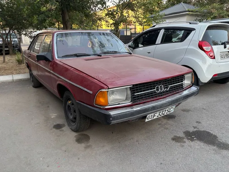 Audi 100 c2 -2.2 литров 4 Audi 100 c2 -2.2 литров 4