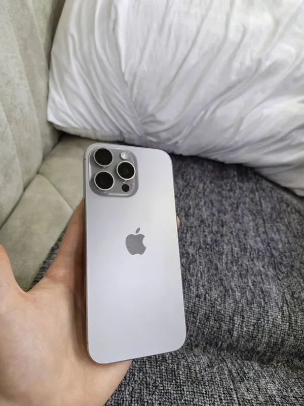 iPhone 16 Pro Max 3 iPhone 16 Pro Max 3