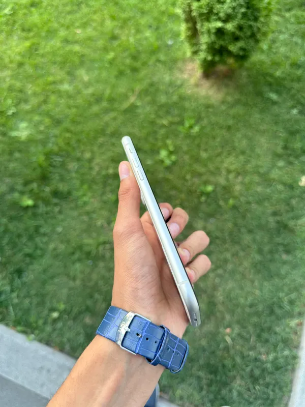 iPhone 11 256GB ideal 4