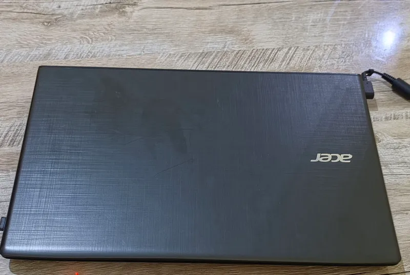 Acer i3 / 12GB RAM / 512GB HDD / GeForce 940MX 2GB 2 Acer i3 / 12GB RAM / 512GB HDD / GeForce 940MX 2GB 2