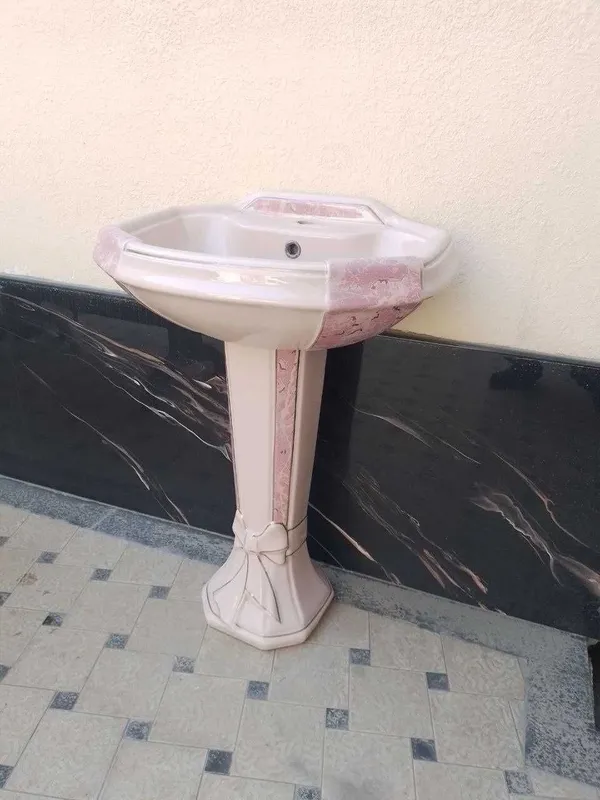 Продаётся умывальник Б/У 2