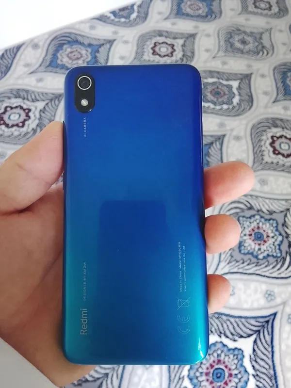 Redmi sotiladi yaxshi xolatda 4