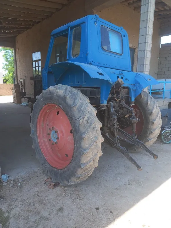 Traktor kosilkasi bilan 4