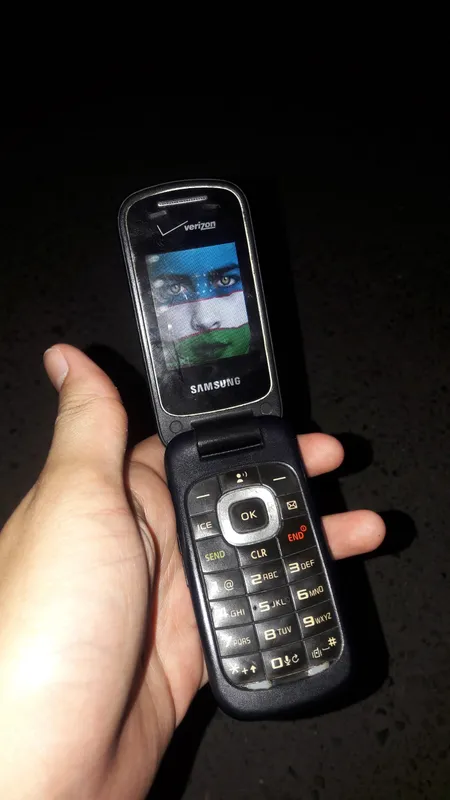 Samsung verizon gusto 3 orginal — фото 1