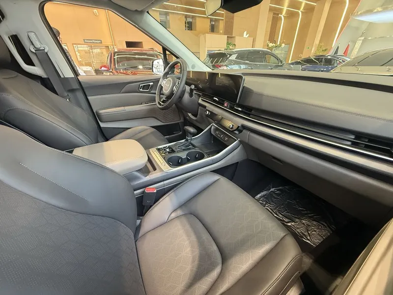Новые Kia Carnival PE в наличии есть РАССРОЧКА — фото 3