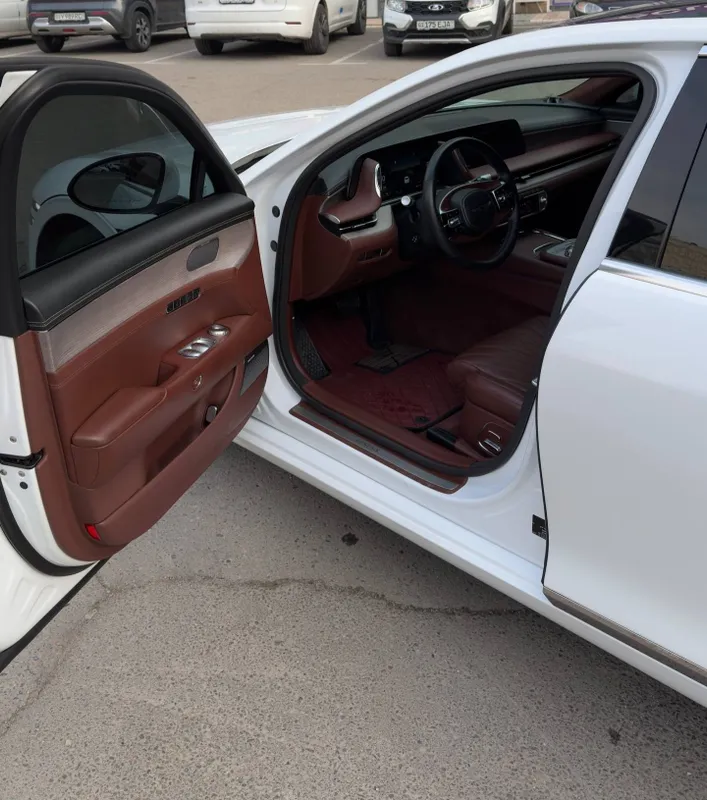 Genesis G90 Full Pozitsiya 2023 Srochna sotiladi!!! — фото 2