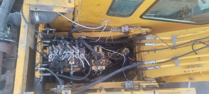 Ekskavator HYUNDAI 1400 6 Ekskavator HYUNDAI 1400 6