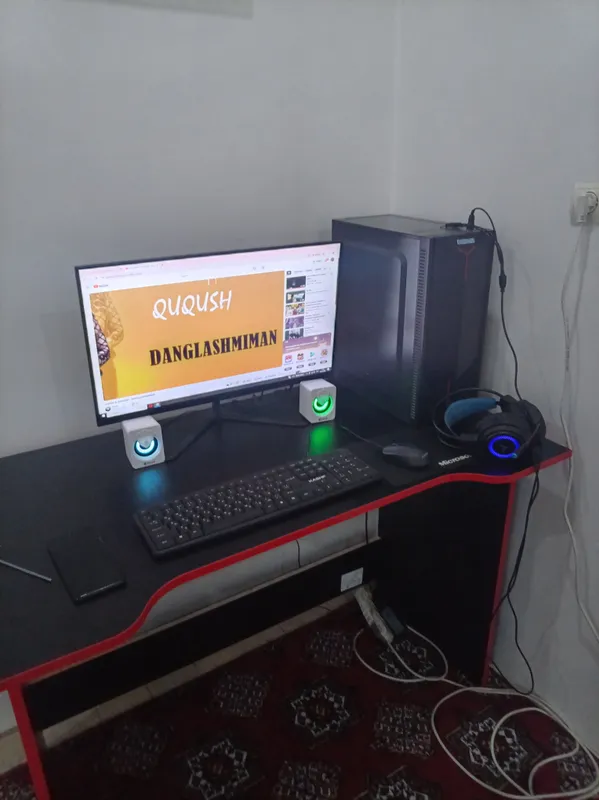 kompitur holat zo'r olin gani ga hali 2 oy boldi