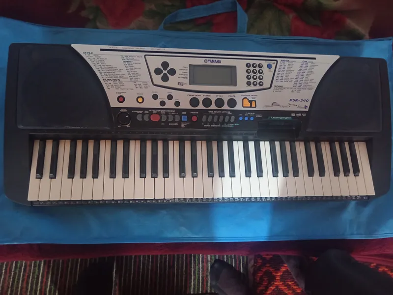 Yamaha soat psr 340 sotiladi 2 Yamaha soat psr 340 sotiladi 2