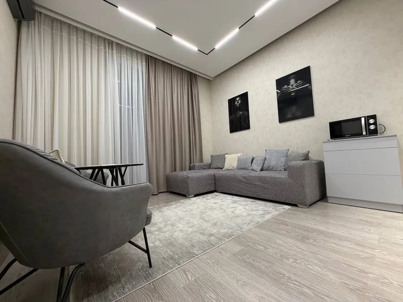 Mirabad tumanida 47 m²lik 2 xonali kvartira sotiladi 4