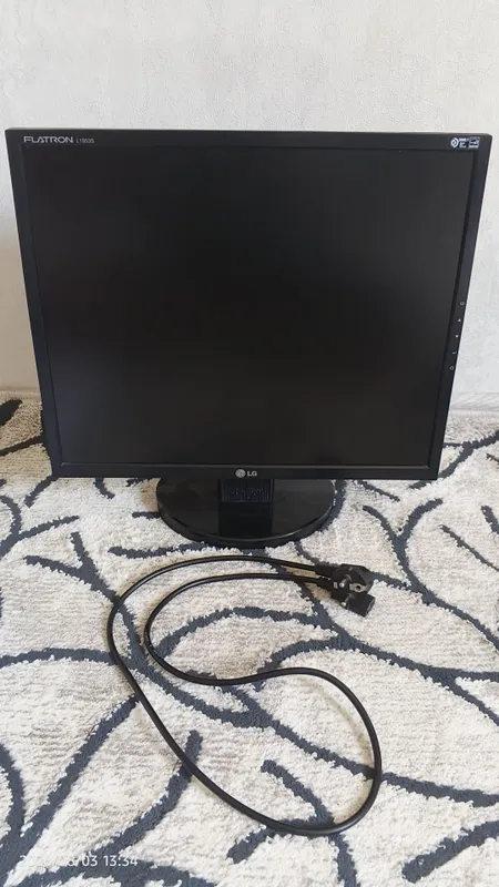 Монитор lg flatron 1 Монитор lg flatron 1