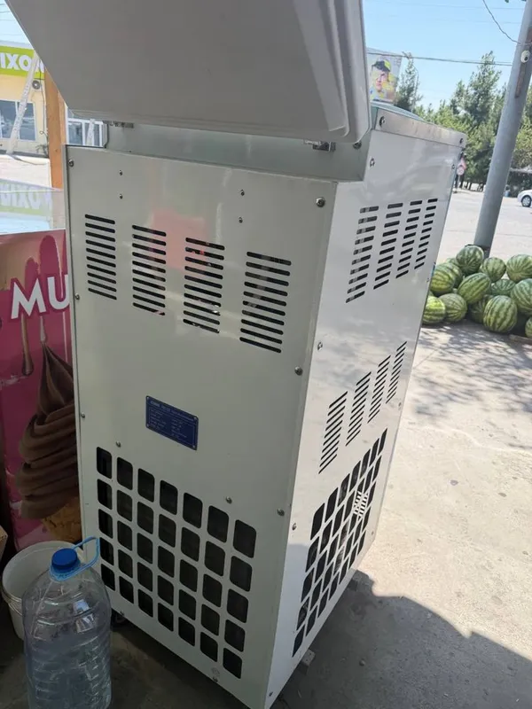 Мороженое аппарат фрезер 380 volt 3 Мороженое аппарат фрезер 380 volt 3