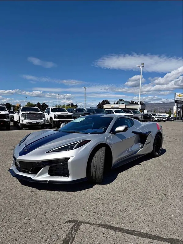 Corvette C8 2027 1 Corvette C8 2027 1