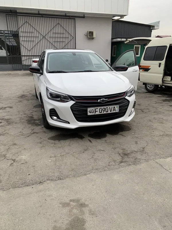 Chevrolet Onix Redline