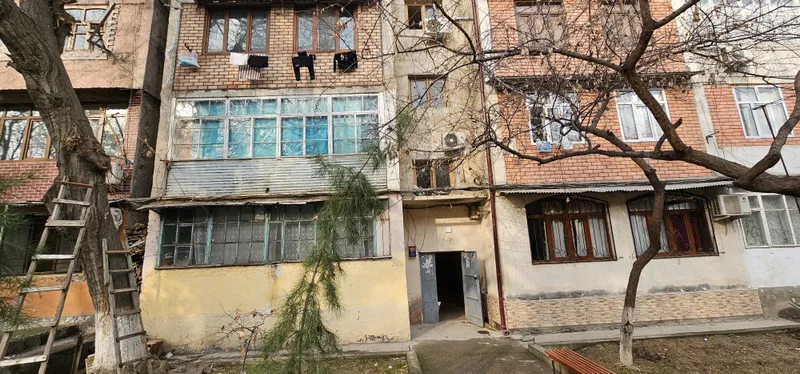 Продается 3х комнатная квартира на 2ом этаже — фото 4