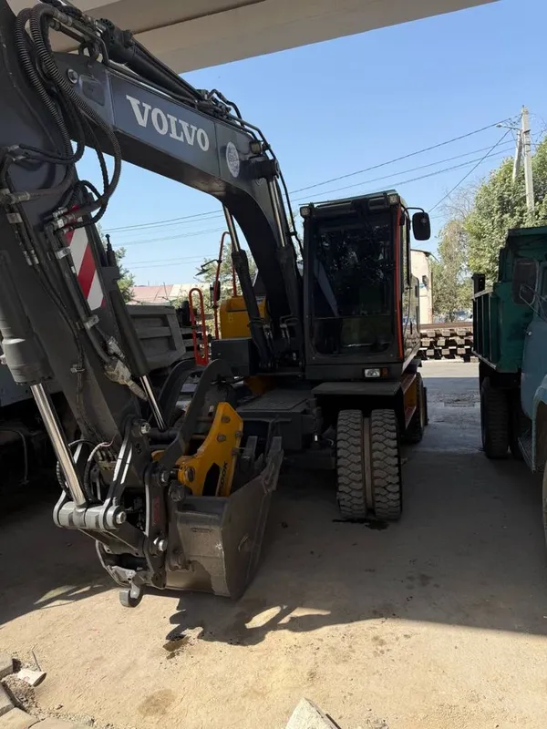 Услуги экскаватора Волво ew140-145 работаем 24/7 | Экскаватор хизмати — фото 2