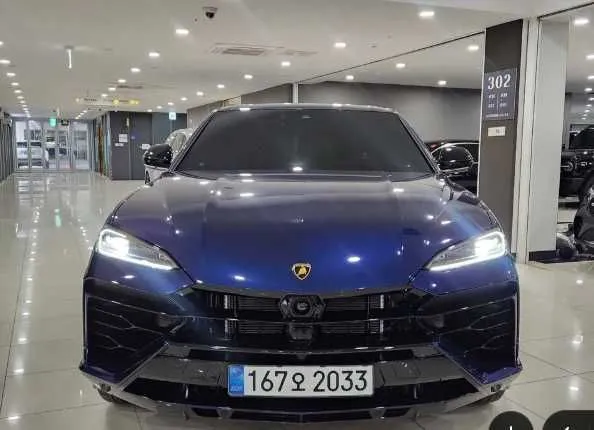 Lamborghini Urus SE — фото 2