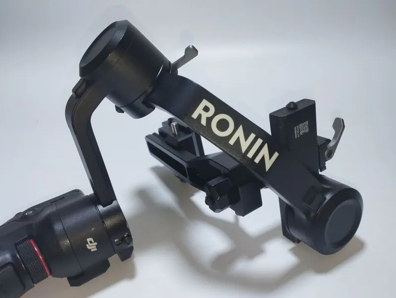 DJI RONIN RS3 Mini, zoʻr holatda yangidek — фото 1
