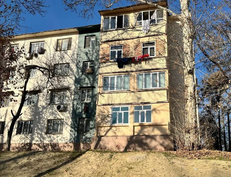 Чиланзар 22 Квартал 1- Линя Продается Под Нежилой — фото 1