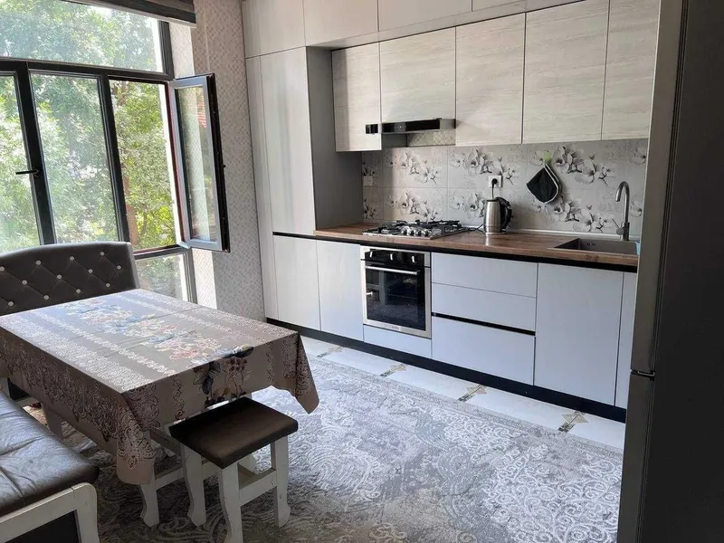4 xonali kvartira, 90 m2, Mirzo Ulug'bek 3
